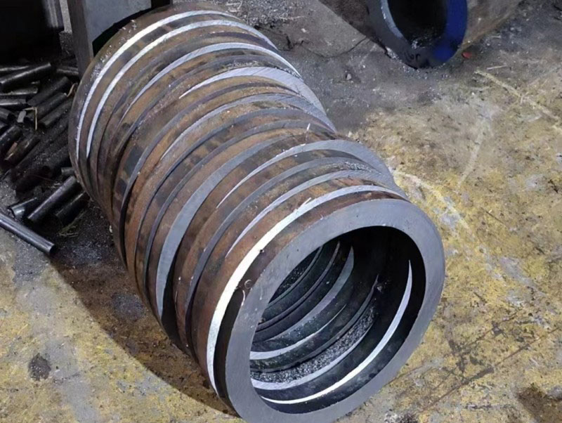 永仁30CrMo无缝钢管切割